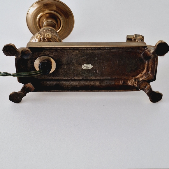 Small vintage brass desktop light - Picture 9 of 9